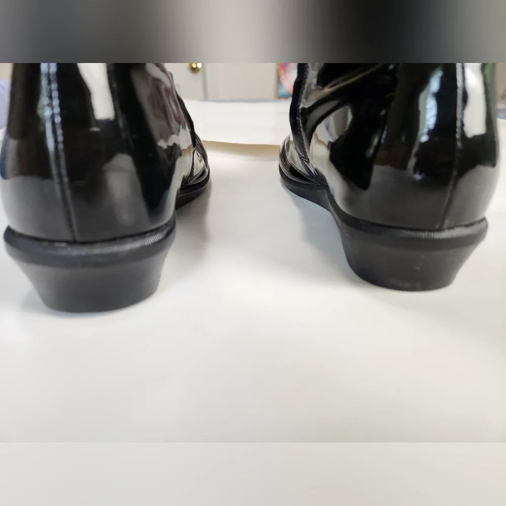 Cole Haan Air Lizzie Black Patent Leather Waterproof Equestrian Boots Size 8AA